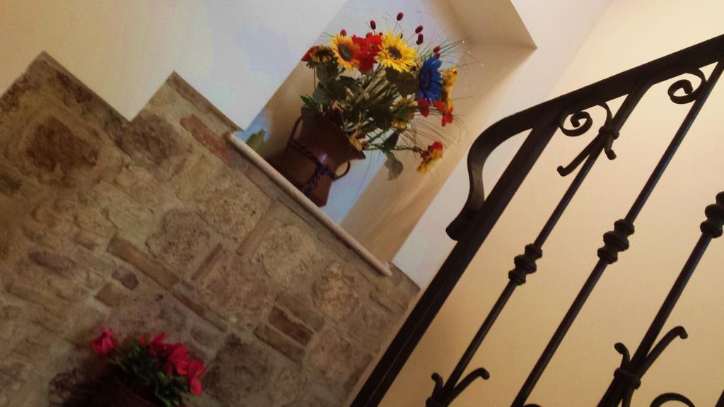 Il Ciclamino Bed And Breakfast อัสโกลีปิเชโน ภายนอก รูปภาพ